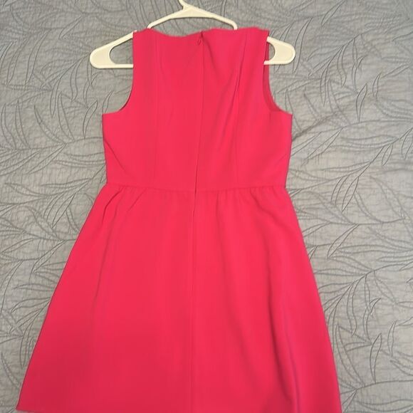 French connection, Elegant Pink Sleeveless Boat-Neck Dress size 4 new condition. - Picture 8 of 10